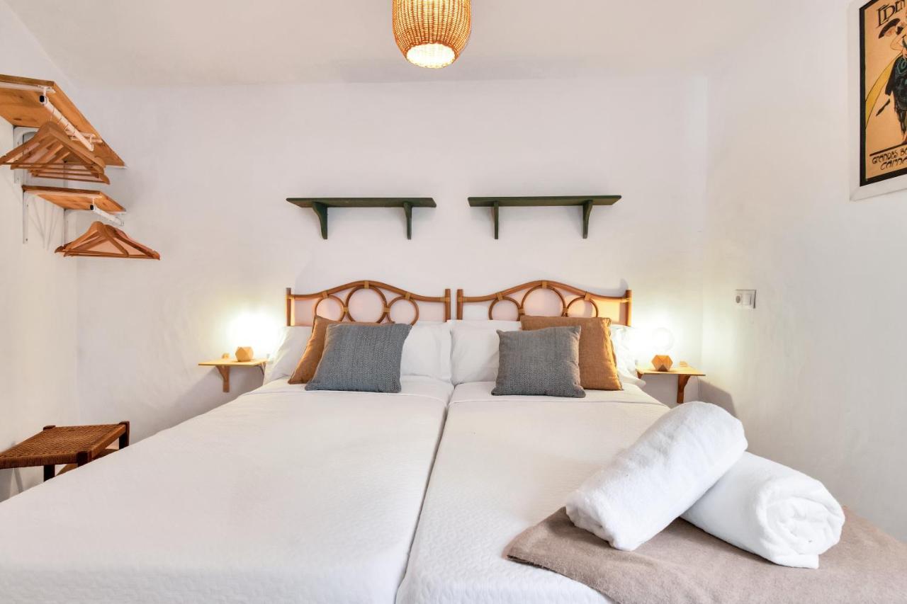 Chic Andalusian Oasis - A Serene And Charming *
